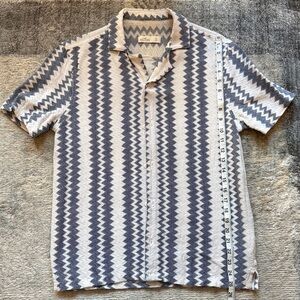 Hollister Zigzag Pattern Shirt - Blue and White